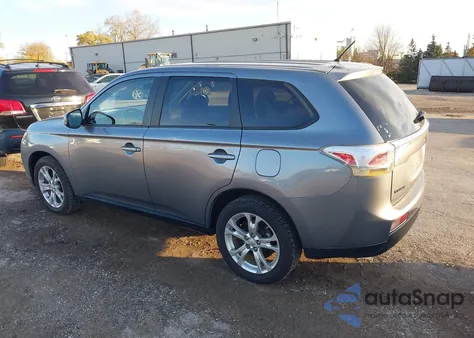 2014 Mitsubishi Outlander Se z USA, uszkodzony, nr VIN JA4AZ3A35EZ002425